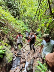 Peninjauan Sumber Air di Unit Labobo di Desa Lalong Kec. Labobo